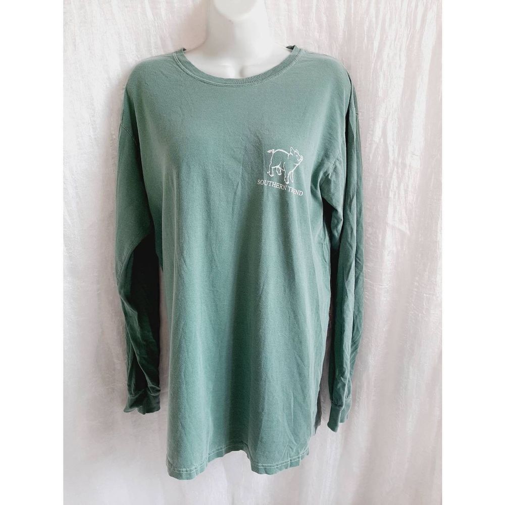 Southern trends green piggy sz medium 100% soft cotton long sleeve shirt